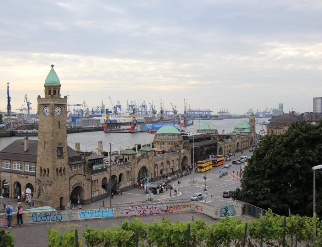 Blick auf Hamburg am Hafen