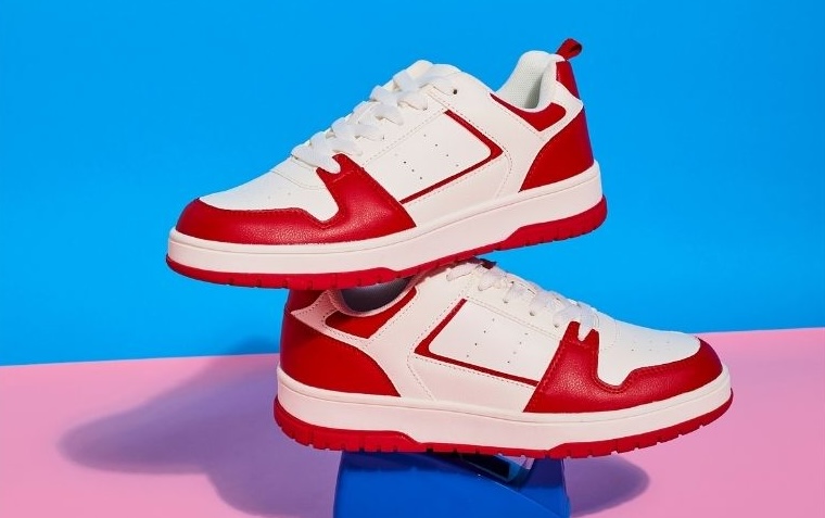 Sneaker
